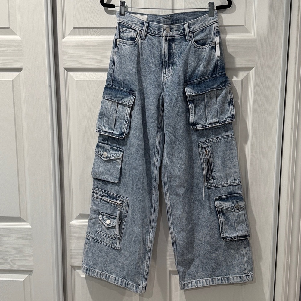 GAP NWT Y2K multi pocket wide leg blue jeans with zippers - Picture 7 of 10